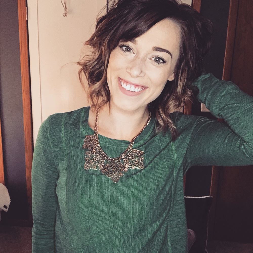 Meet your Posher, Nicole
